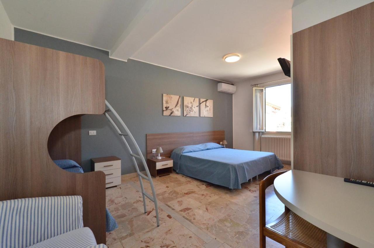 Albergo Della Torre Cernobbio Esterno foto